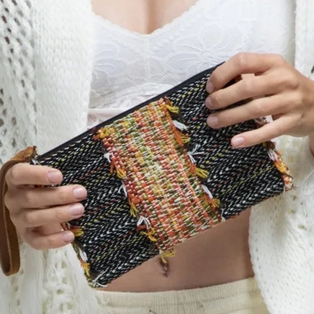 💃🏻Dakota Clutch - Picture 4 of 11